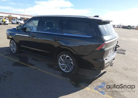 2025 Lincoln Navigator Reserve z USA, uszkodzony, nr VIN 5LMJJ2LG7SEL07735